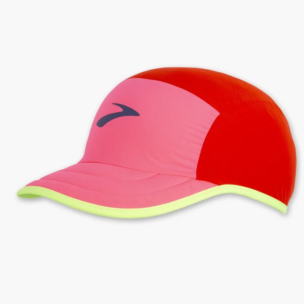 Brooks Women’s Lightweight Packable Hat NWT Cherry Tomato/Neo Pink